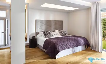 5 bedroom House for Sale in The Golden Mile-49365