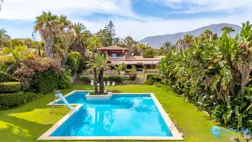 9 bedroom House for Sale in Estepona-49391