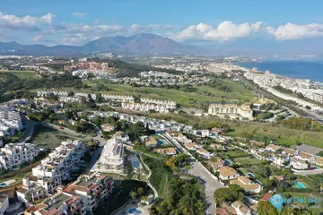 3 bedroom Apartment for Sale in La Duquesa-50528