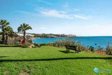 2 bedroom House for Sale in Estepona
