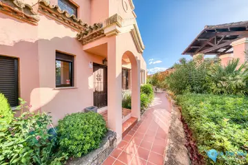 3 bedroom House for Sale in Estepona-50815