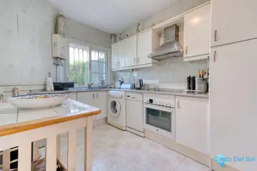 3 bedroom House for Sale in Bel Air-50973
