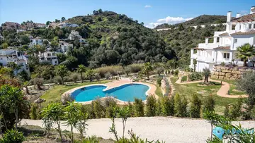 2 bedroom Apartment for Sale in Nueva Andalucía-50996