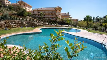2 bedroom Apartment for Sale in Nueva Andalucía-50998