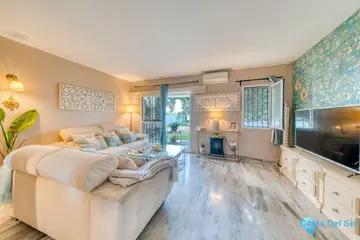 3 bedroom House for Sale in Bel Air-51081