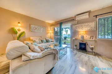 3 bedroom House for Sale in Bel Air-51087