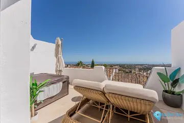 3 bedroom House for Sale in Benahavís