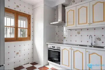 5 bedroom House for Sale in Estepona-52074