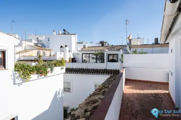 5 bedroom House for Sale in Estepona-52059
