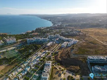 3 bedroom Apartment for Sale in Estepona-52170