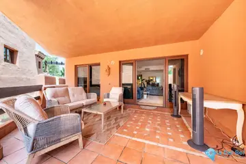 3 bedroom Apartment for Sale in New Golden Mile-52525
