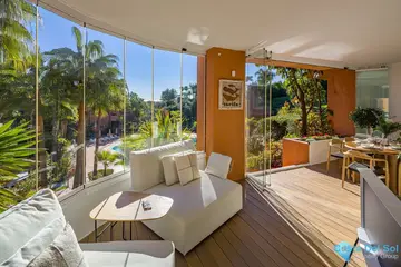 4 bedroom Apartment for Sale in Nueva Andalucía-52584