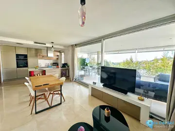 3 bedroom Apartment for Sale in Los Arqueros-11001