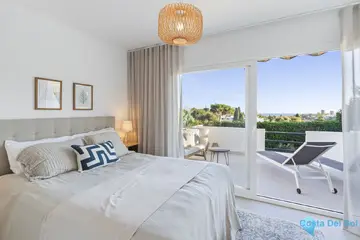 4 bedroom House for Sale in Nueva Andalucía-52905