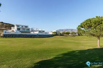 3 bedroom House for Sale in La Cala de Mijas-53019