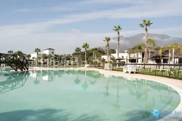3 bedroom Apartment for Sale in Estepona-53031