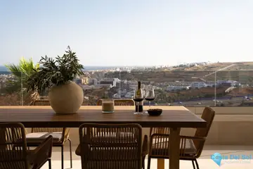 3 bedroom Apartment for Sale in Estepona-53032