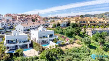 3 bedroom House for Sale in Riviera del Sol-53475