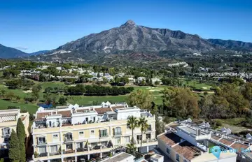 4 bedroom Apartment for Sale in Marbella-53643