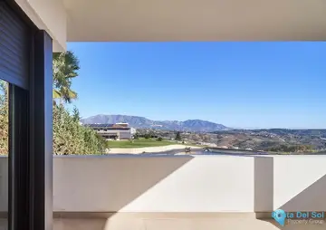 4 bedroom House for Sale in Calanova Golf-53786