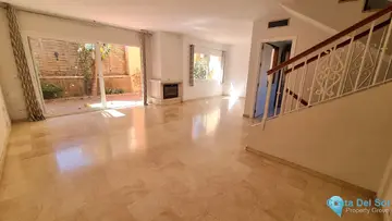 3 bedroom House for Sale in Nueva Andalucía-11127