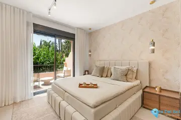 4 bedroom House for Sale in The Golden Mile-53834