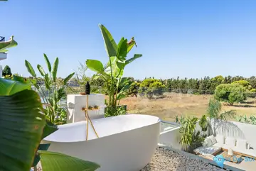 3 bedroom House for Sale in Nueva Andalucía-54032