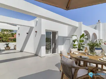 4 bedroom House for Sale in La Quinta-54256