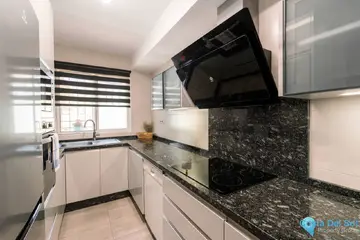 3 bedroom House for Sale in Nueva Andalucía-11180