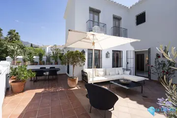 3 bedroom House for Sale in The Golden Mile-54371
