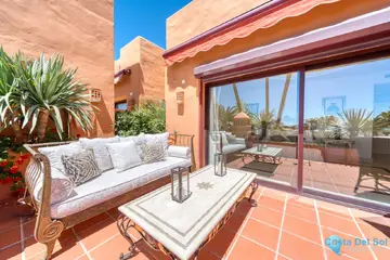 2 bedroom Apartment for Sale in Puerto Banús-54389