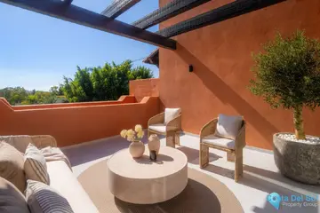 4 bedroom Apartment for Sale in Benahavís-54410