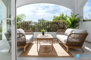 3 bedroom House for Sale in The Golden Mile-54406