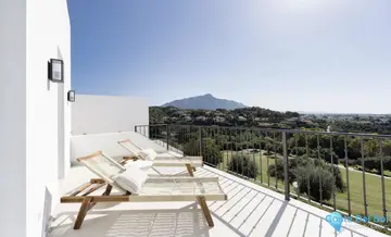 4 bedroom House for Sale in La Quinta-54551