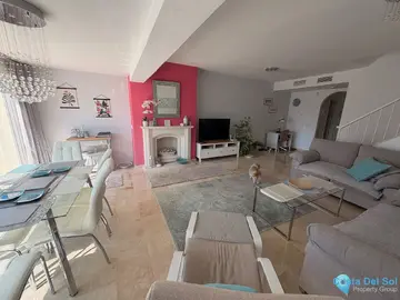 4 bedroom House for Sale in Calahonda-13158