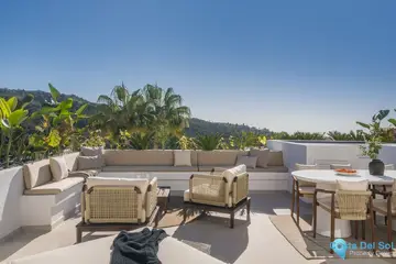 4 bedroom Apartment for Sale in La Quinta-54620