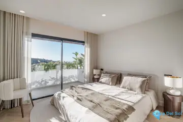 4 bedroom Apartment for Sale in La Quinta-54632