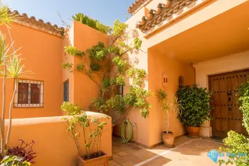 3 bedroom Apartment for Sale in Nueva Andalucía-54655
