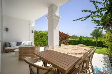 4 bedroom House for Sale in La Quinta-54725