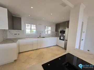 4 bedroom House for Sale in Marbella-54774