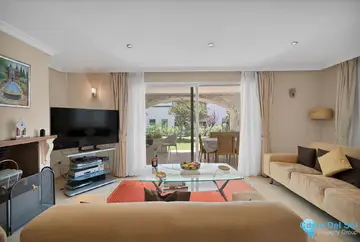2 bedroom Apartment for Sale in New Golden Mile-11252