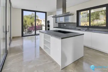 5 bedroom House for Sale in Benahavís-55034
