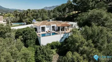 4 bedroom House for Sale in El Madroñal-55057