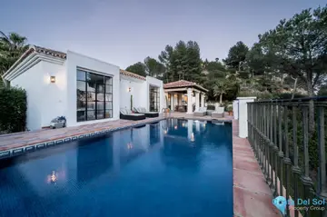 4 bedroom House for Sale in El Madroñal-55071