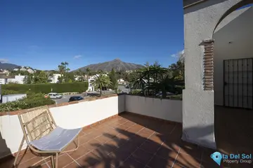 5 bedroom House for Sale in Nueva Andalucía-55086