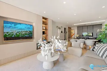 3 bedroom Apartment for Sale in New Golden Mile-55156