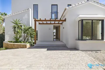 5 bedroom House for Sale in Estepona-55222
