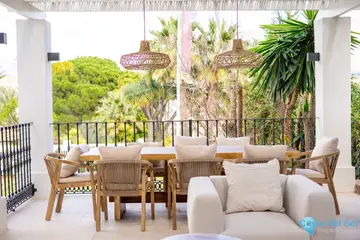 5 bedroom House for Sale in Marbella-55358