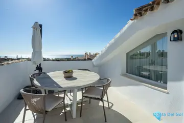 5 bedroom Apartment for Sale in The Golden Mile-55479