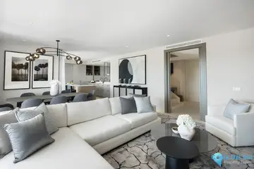 3 bedroom Apartment for Sale in The Golden Mile-55545